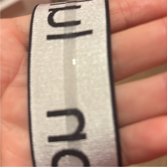 lululemon hair band - Picture 3 of 3